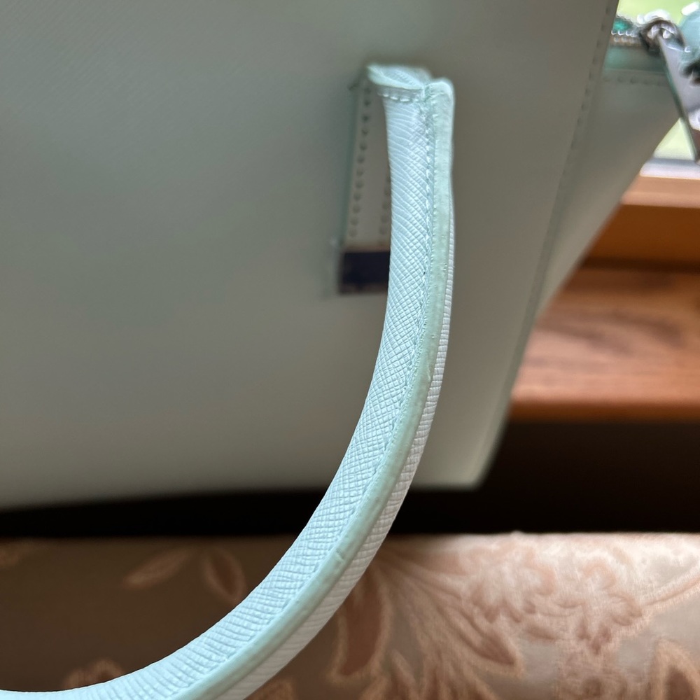 Ted Baker🎉HP🎉Tabitha mint green leather& floral convertible crossbody - Picture 8 of 15